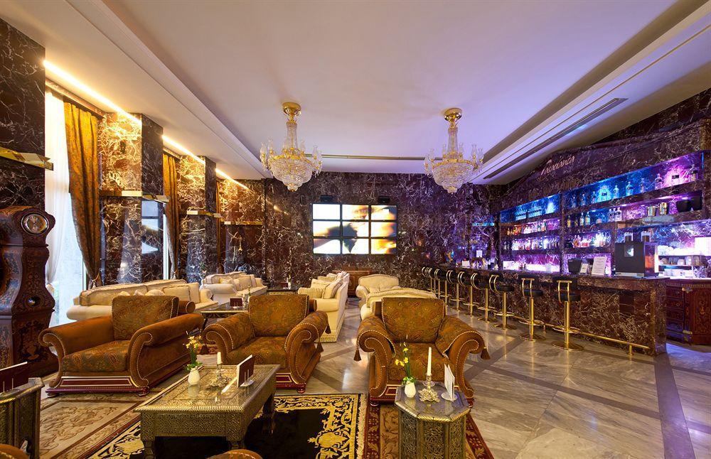 Hotel Unique Hauptbahnhof 4*